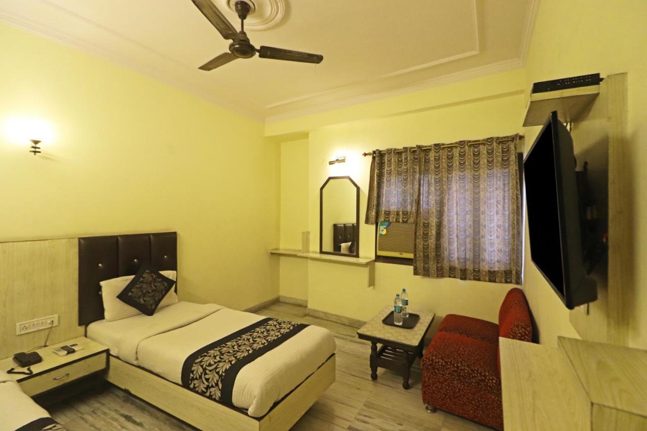 Silver Shine New Delhi - Comfort Stay Esterno foto
