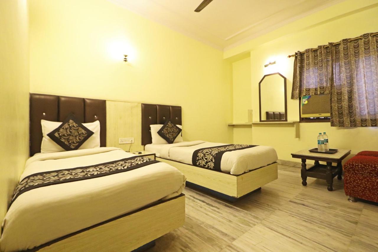 Silver Shine New Delhi - Comfort Stay Esterno foto