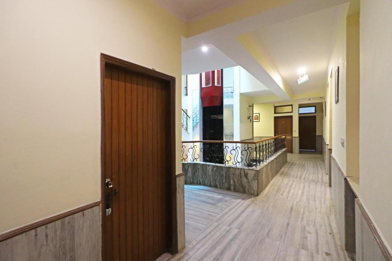 Silver Shine New Delhi - Comfort Stay Esterno foto