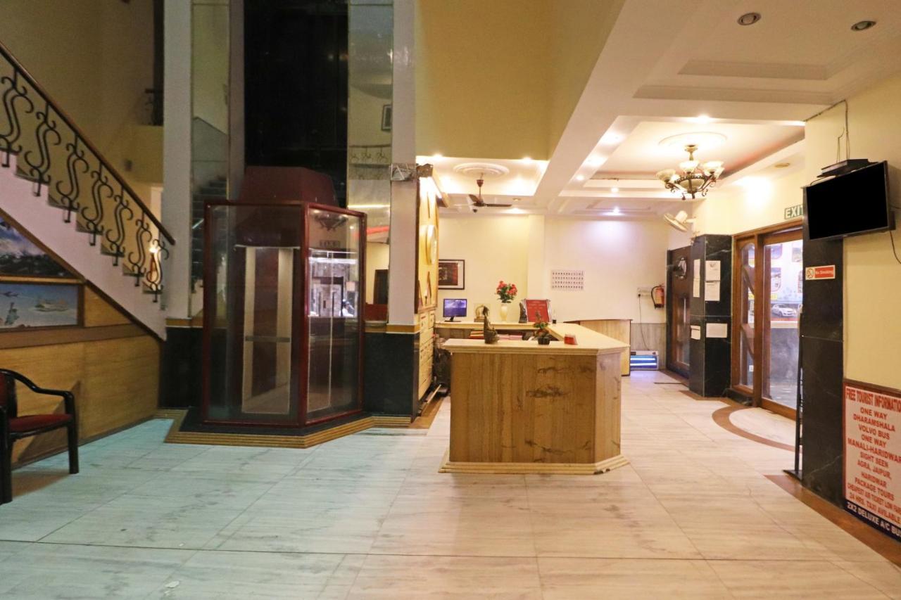 Silver Shine New Delhi - Comfort Stay Esterno foto
