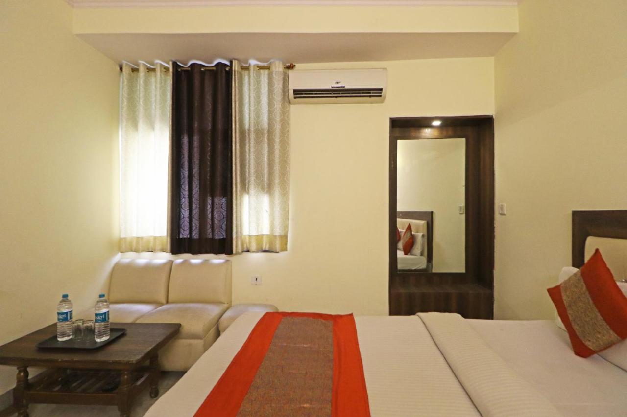 Silver Shine New Delhi - Comfort Stay Esterno foto